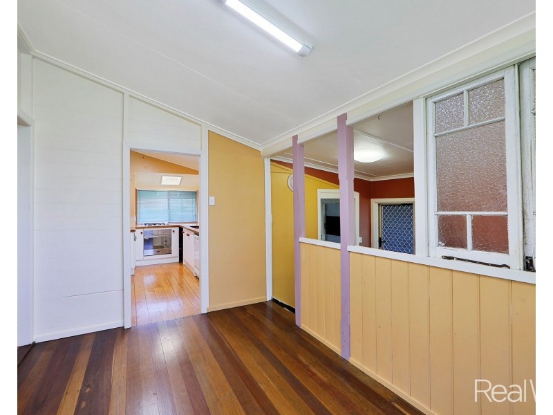 11 Rae Street, Bundaberg North QLD 4670