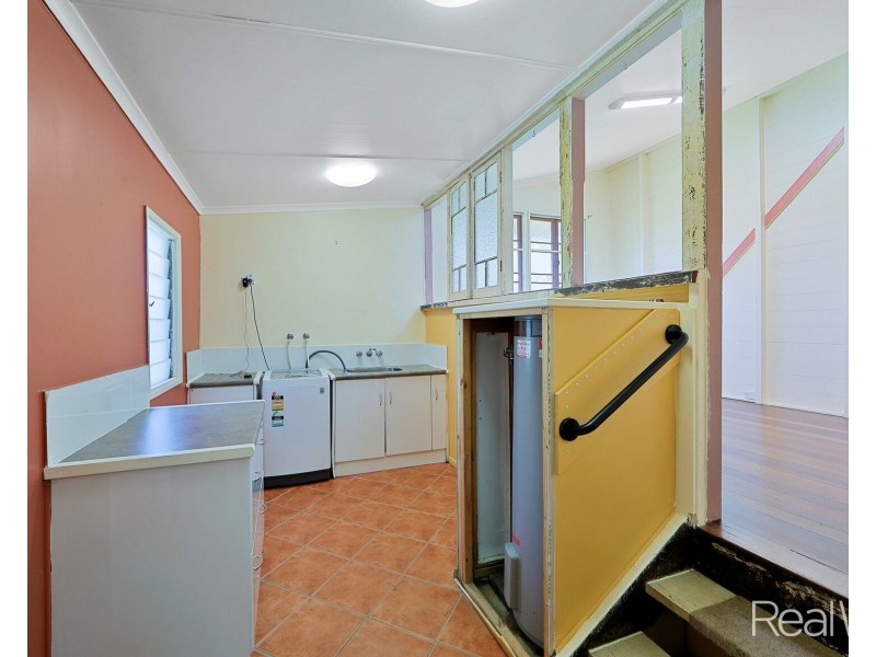 11 Rae Street, Bundaberg North QLD 4670