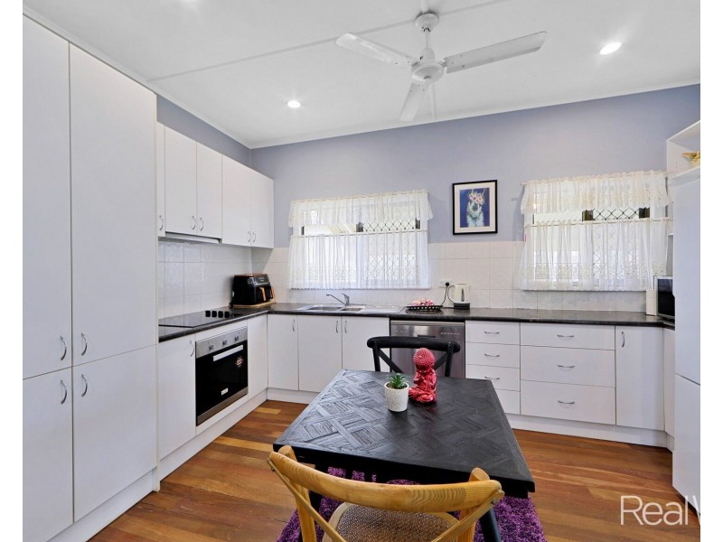 7 Nielsen Street, Svensson Heights QLD 4670