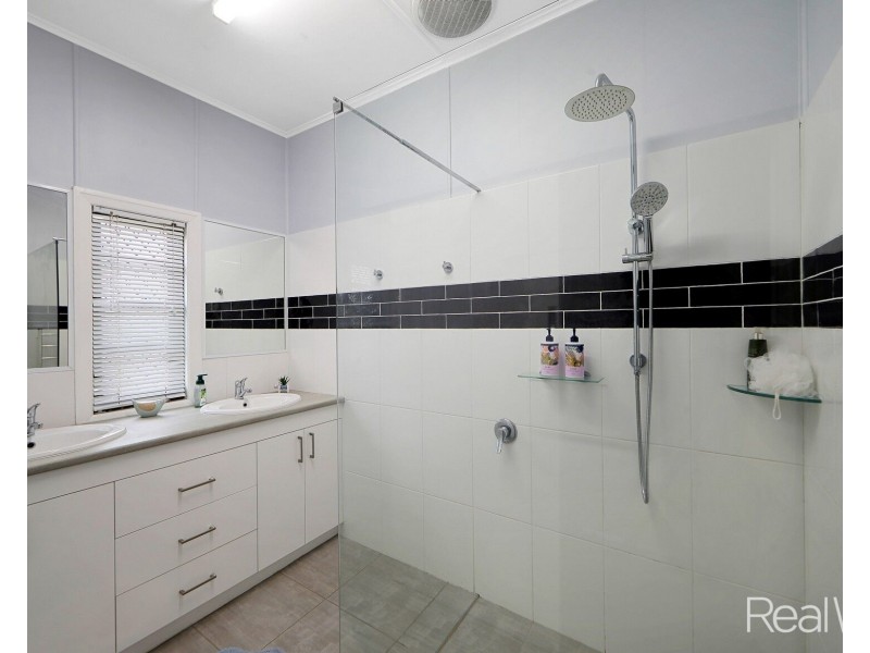 7 Nielsen Street, Svensson Heights QLD 4670