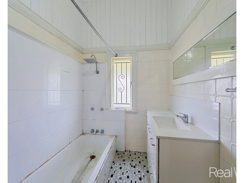 69 Electra Street, Bundaberg West QLD 4670