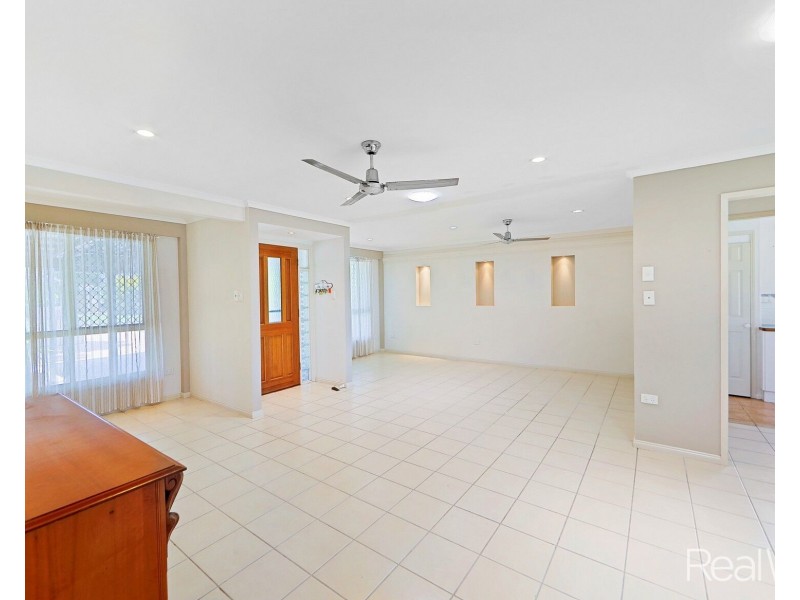 15 Craft Street, Avenell Heights QLD 4670