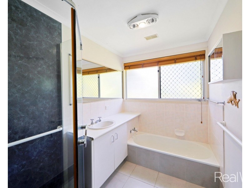 15 Craft Street, Avenell Heights QLD 4670