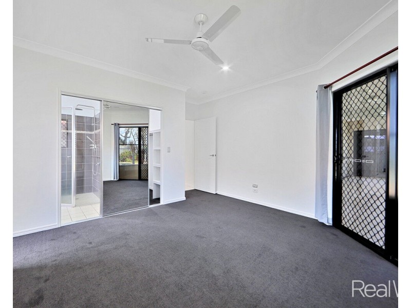 18 Serenity Drive, Kalkie QLD 4670