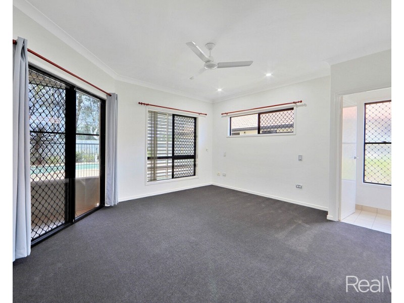 18 Serenity Drive, Kalkie QLD 4670