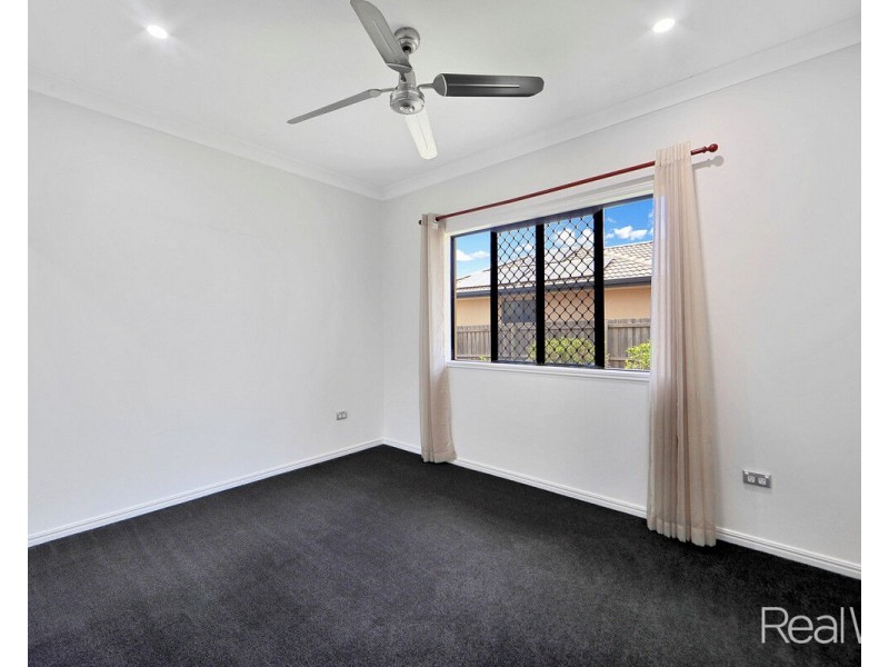 18 Serenity Drive, Kalkie QLD 4670