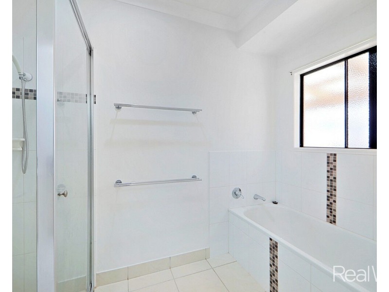 18 Serenity Drive, Kalkie QLD 4670