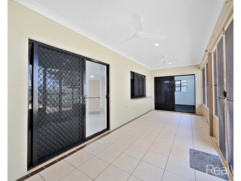 18 Serenity Drive, Kalkie QLD 4670