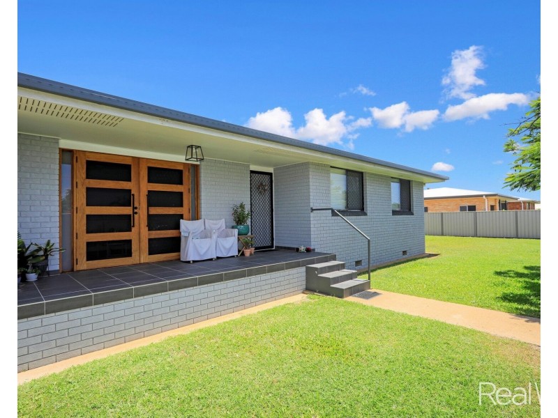2 Wilmoth Street, Kepnock QLD 4670