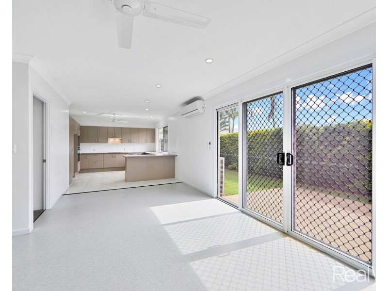 2/158 Byrne Street, Millbank QLD 4670