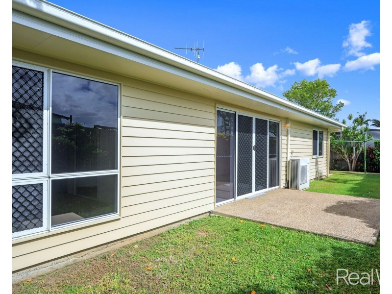 2/158 Byrne Street, Millbank QLD 4670