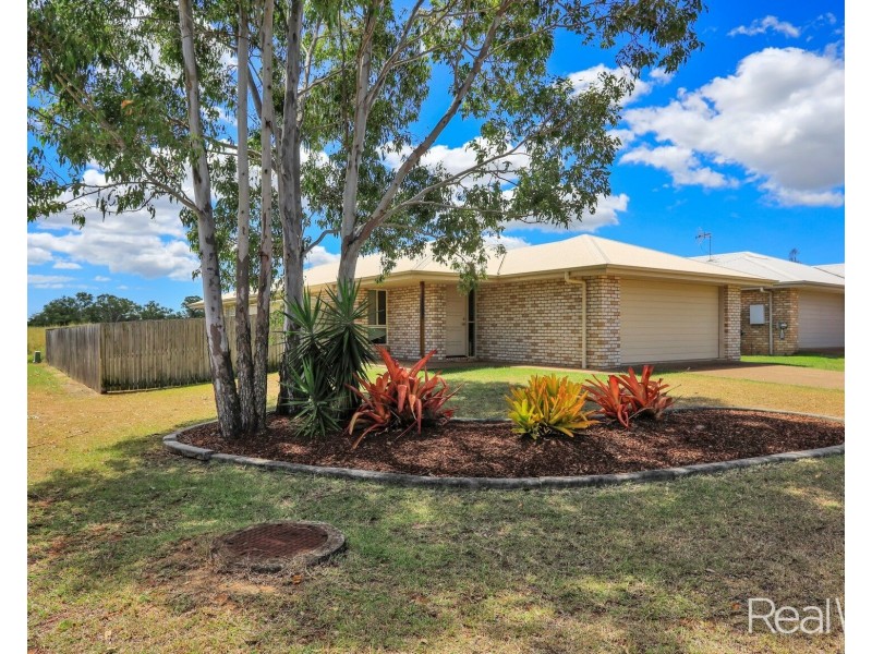 64 Neville Drive, Branyan QLD 4670