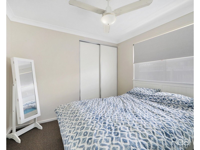 64 Neville Drive, Branyan QLD 4670