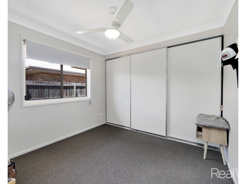 64 Neville Drive, Branyan QLD 4670