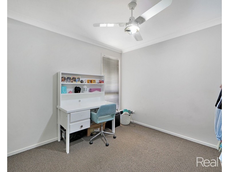 64 Neville Drive, Branyan QLD 4670