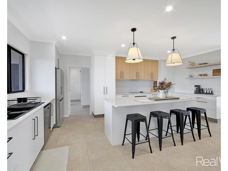 250 Avoca Road, Avoca QLD 4670