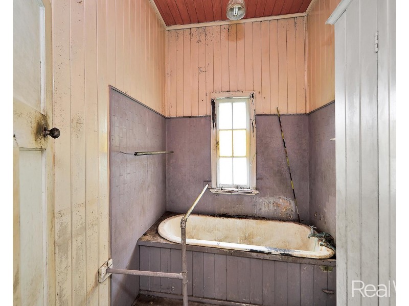 46 Walker Street, Walkervale QLD 4670