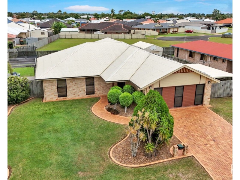 27 Chancellor Drive, Avenell Heights QLD 4670