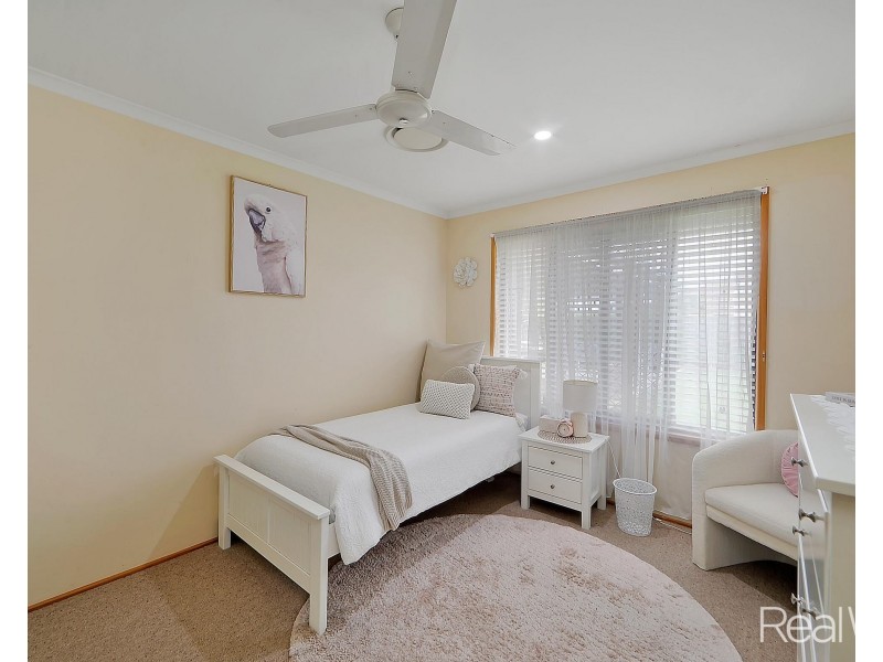 27 Chancellor Drive, Avenell Heights QLD 4670