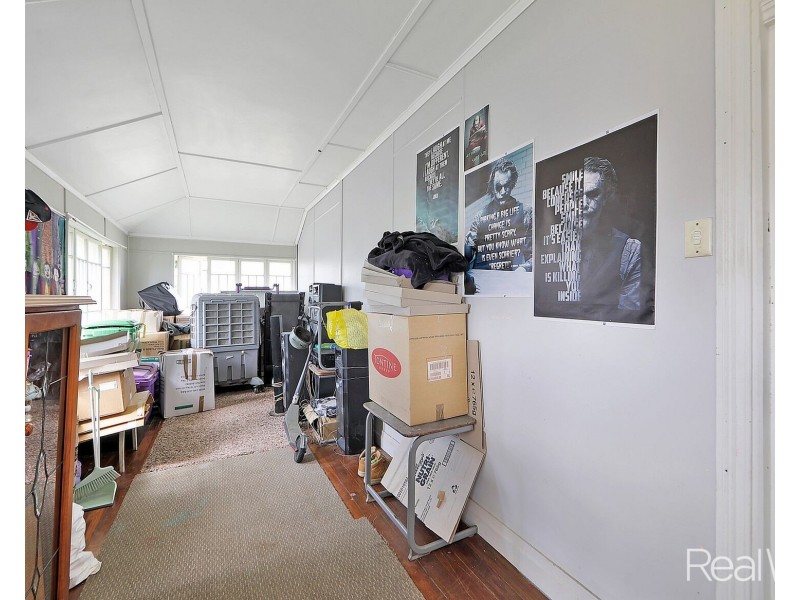 8 Bell Street, Bundaberg South QLD 4670