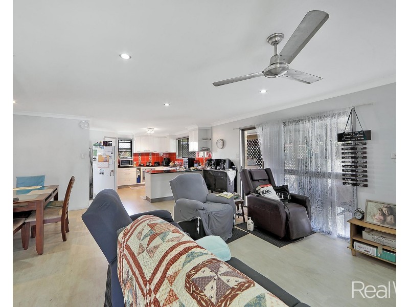 17 Burnett Street, Bundaberg South QLD 4670