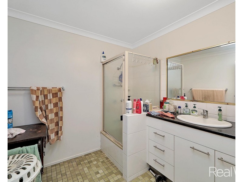 17 Burnett Street, Bundaberg South QLD 4670
