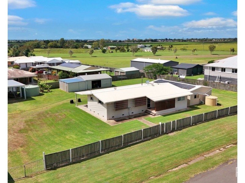 128 Fairymead Road, Bundaberg North QLD 4670