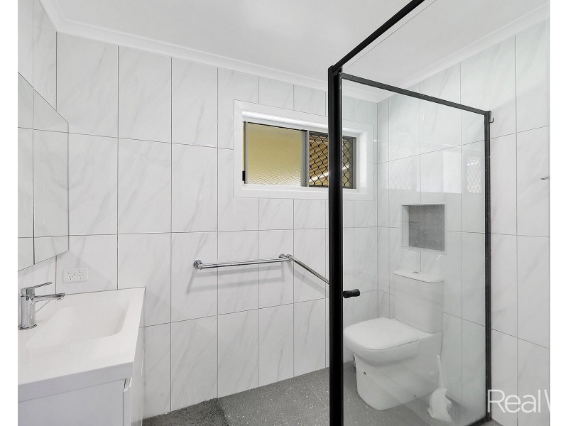 128 Fairymead Road, Bundaberg North QLD 4670