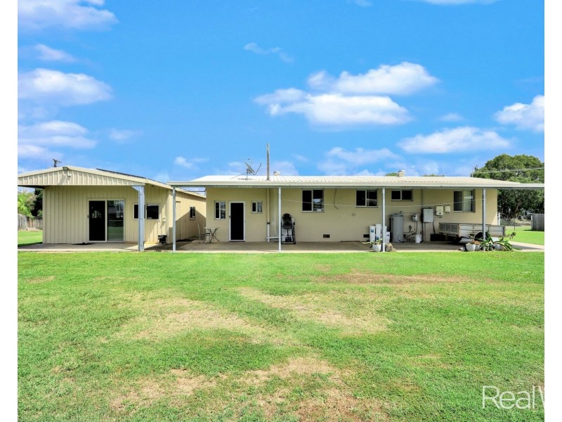 128 Fairymead Road, Bundaberg North QLD 4670