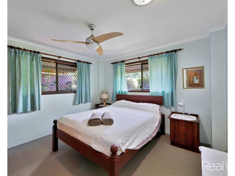 4 Panorama Drive, Qunaba QLD 4670