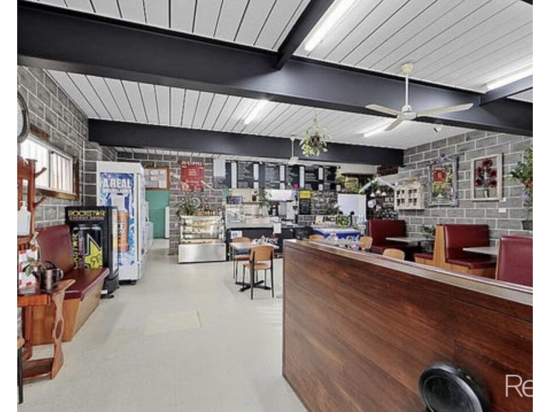 2 Fairymead Road, Bundaberg North QLD 4670