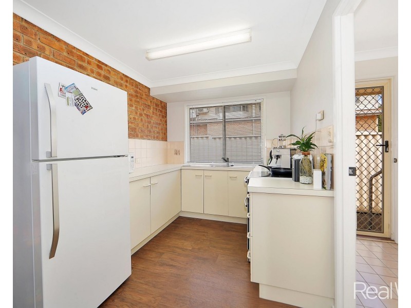 1/74 Burnett Street, Bundaberg South QLD 4670