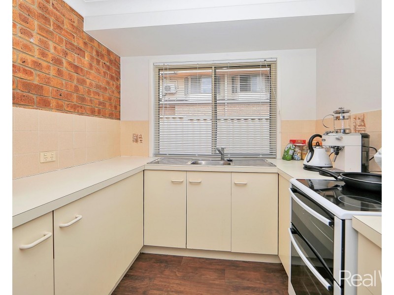 1/74 Burnett Street, Bundaberg South QLD 4670
