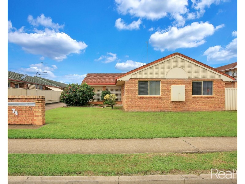 1/74 Burnett Street, Bundaberg South QLD 4670