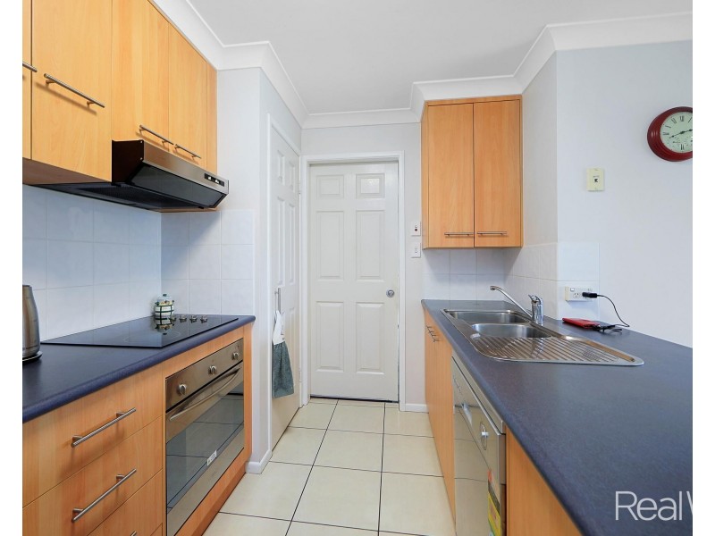 45 Searle Street, Thabeban QLD 4670