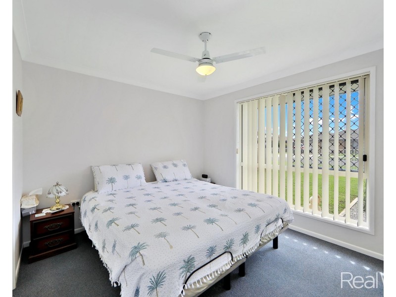 45 Searle Street, Thabeban QLD 4670