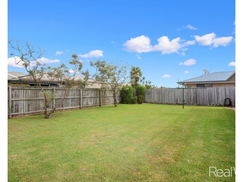 45 Searle Street, Thabeban QLD 4670