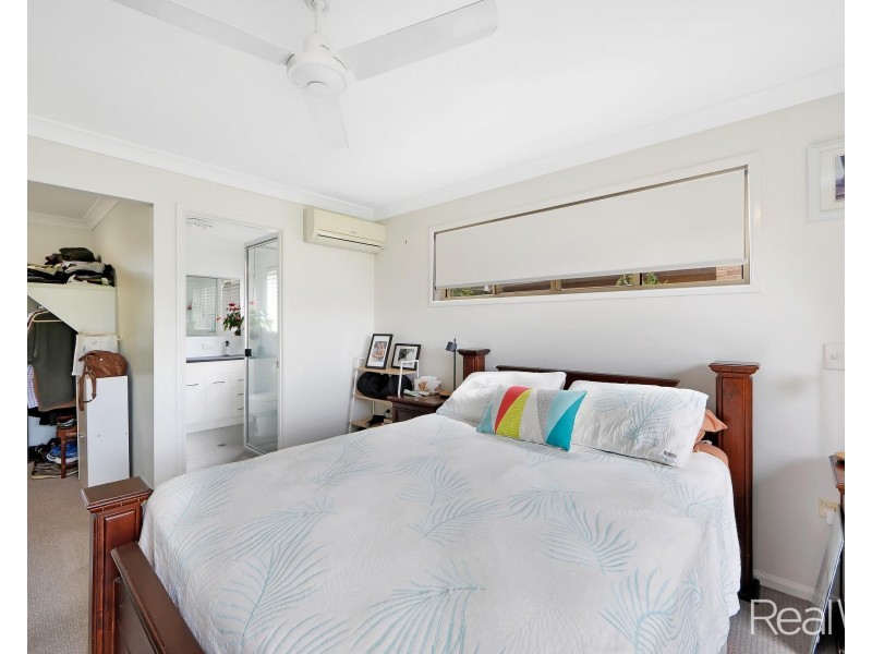 10 Chancellor Drive, Avenell Heights QLD 4670