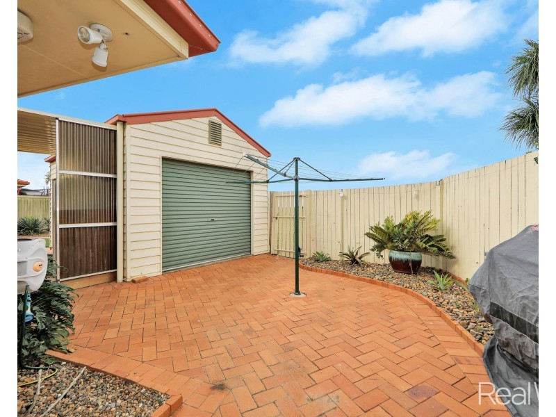 10 Chancellor Drive, Avenell Heights QLD 4670