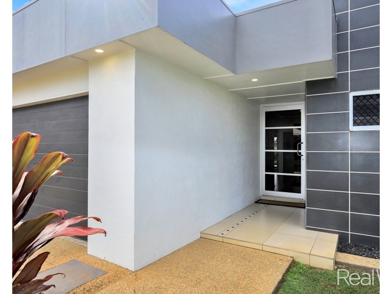 4 Camplin Court, Branyan QLD 4670