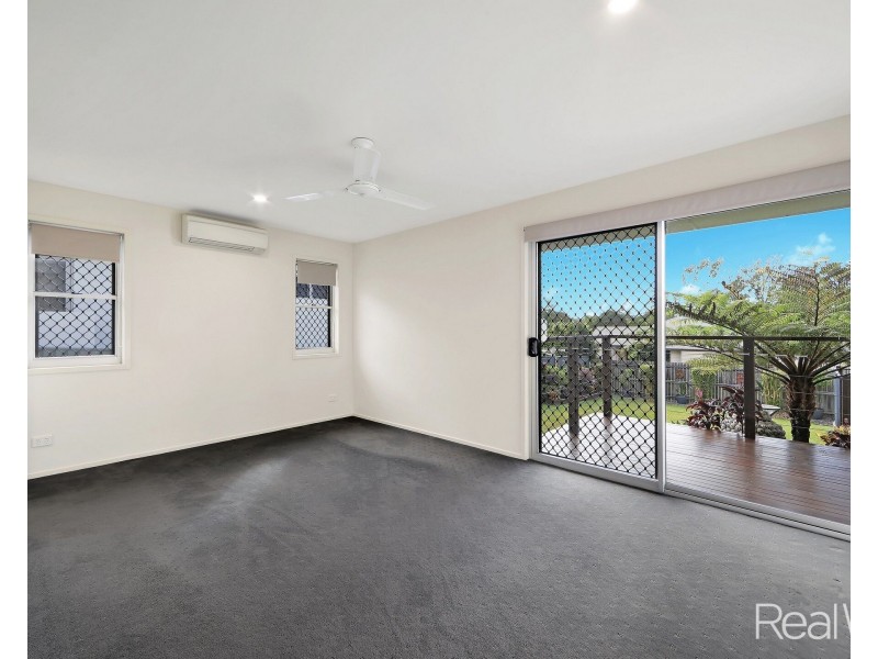 4 Camplin Court, Branyan QLD 4670