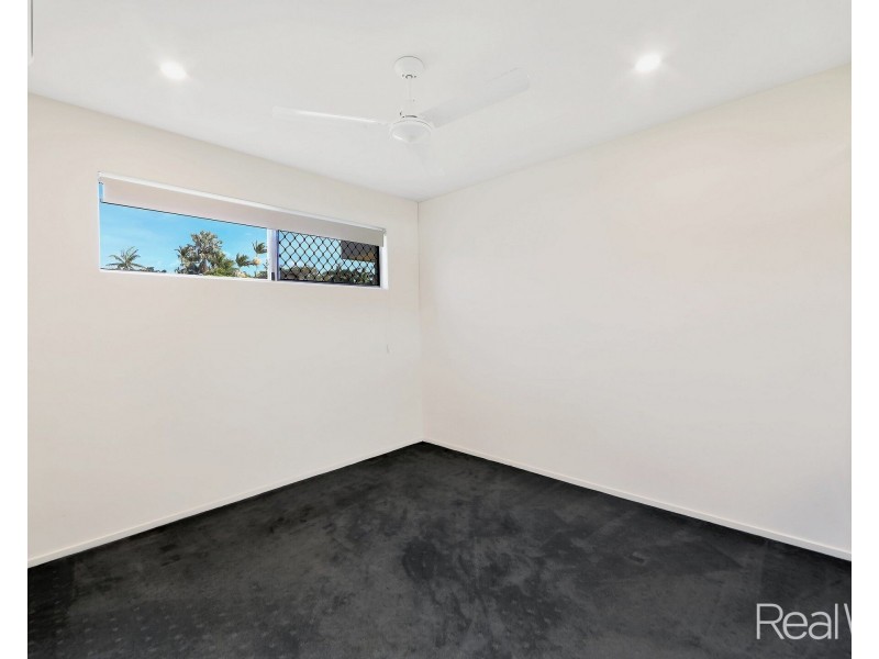 4 Camplin Court, Branyan QLD 4670