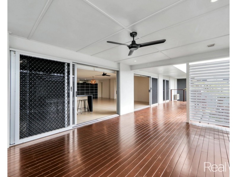 4 Camplin Court, Branyan QLD 4670