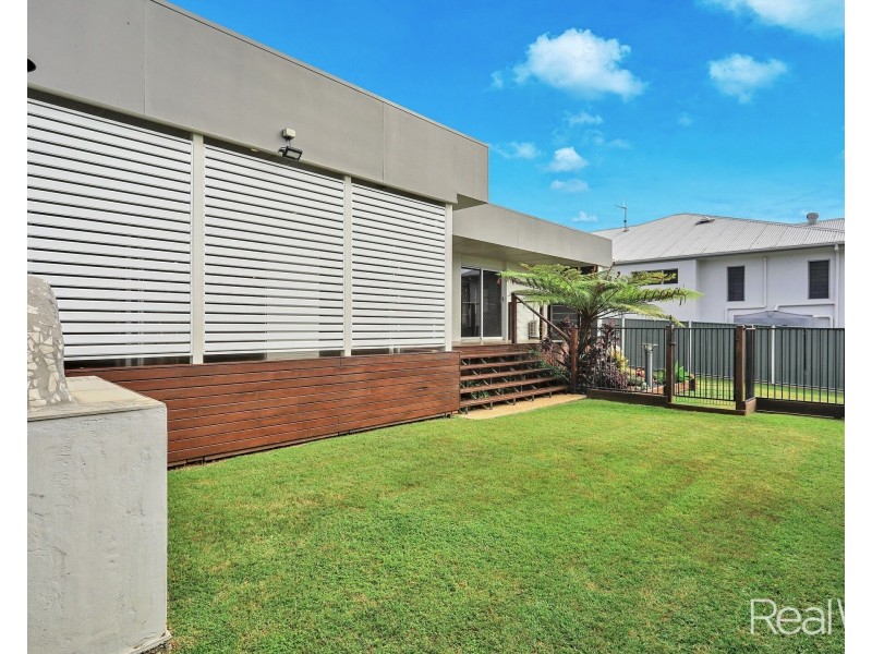 4 Camplin Court, Branyan QLD 4670