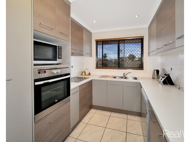 8/15A Avoca Street, Bundaberg West QLD 4670