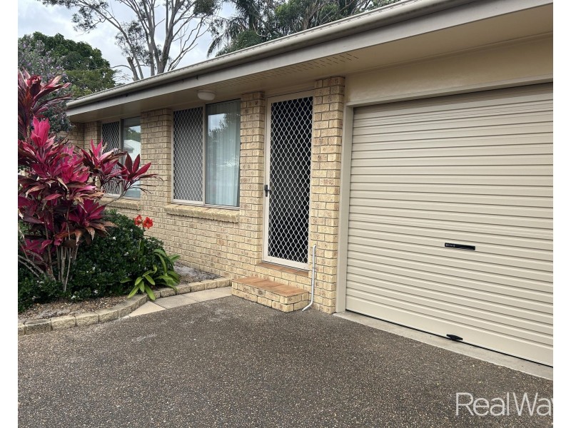 2/94 Gavin Street, Bundaberg North QLD 4670