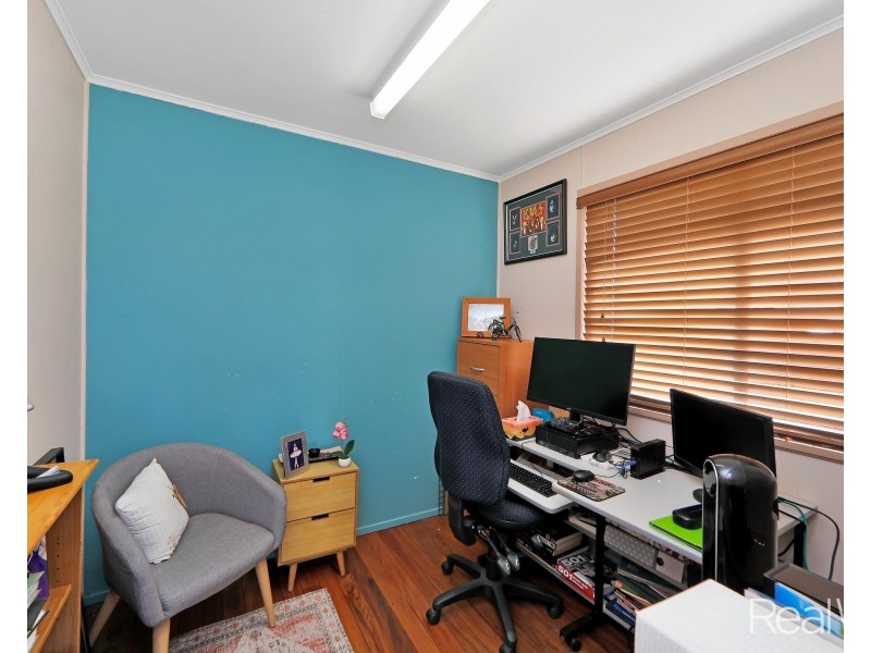 54 Vasey Street, Avenell Heights QLD 4670