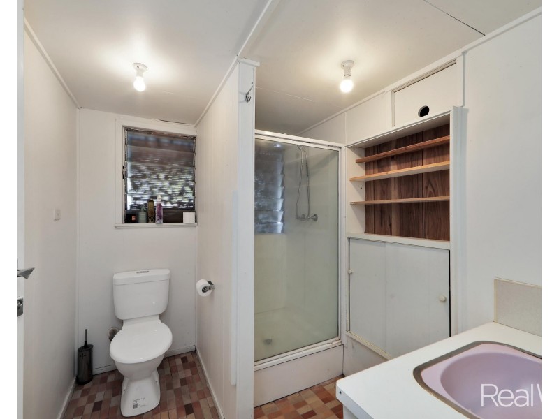 54 Vasey Street, Avenell Heights QLD 4670