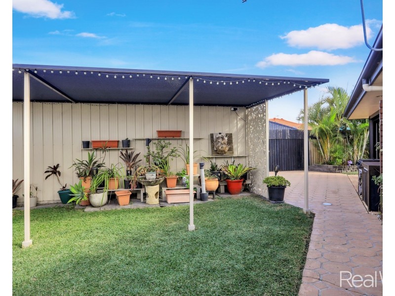 80 Chancellor Drive, Avenell Heights QLD 4670