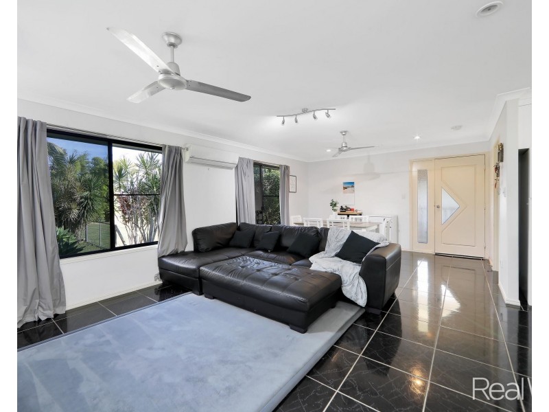 17 Pinto Avenue, Branyan QLD 4670